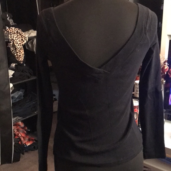 Cherry 🍒 Pinup Top - Picture 3 of 3